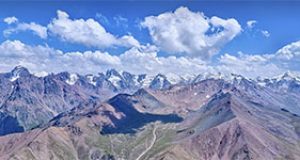 пик Кумбель, Три Брата